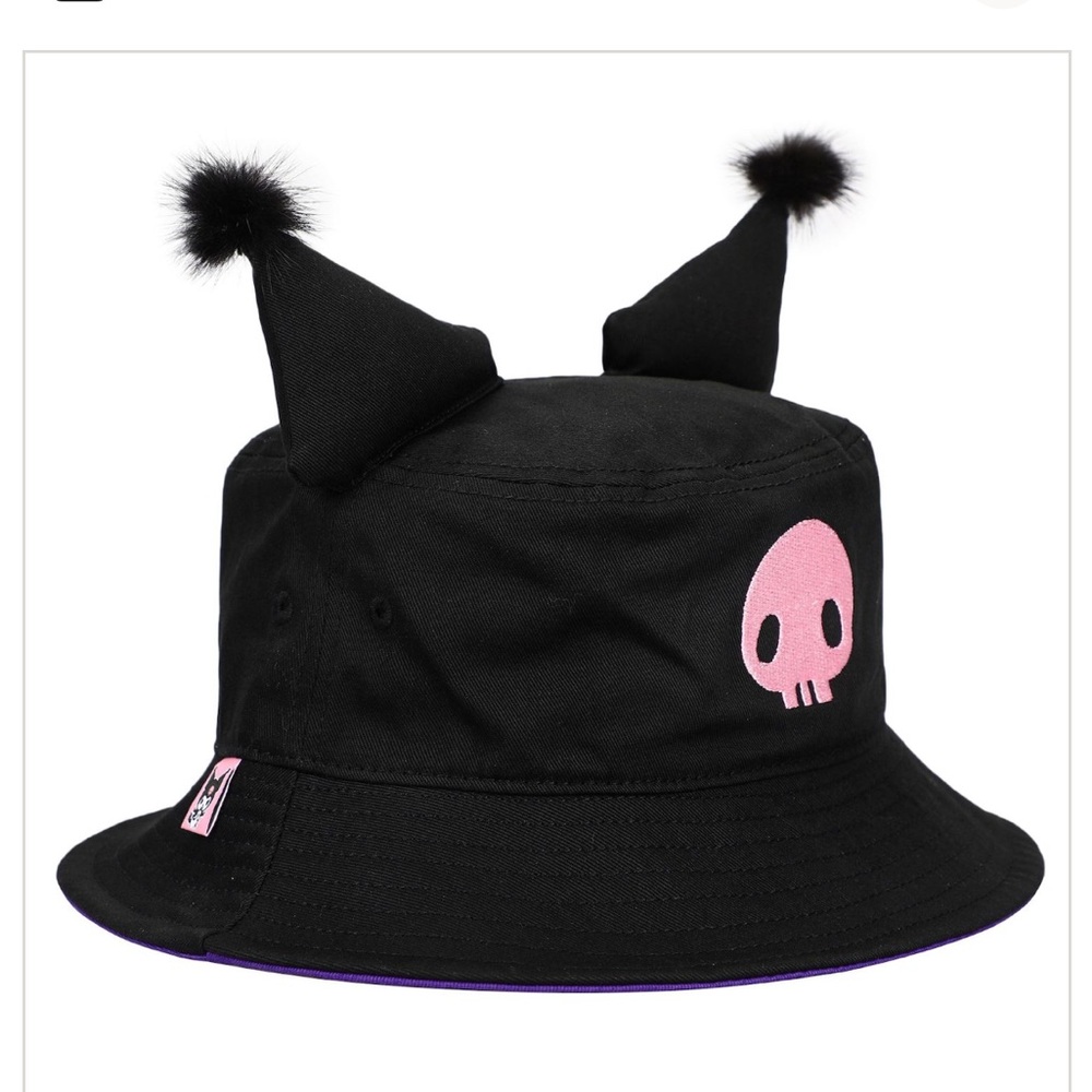 Sanrio Black and Pink Bucket Hat